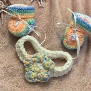 Headband and baby shoes